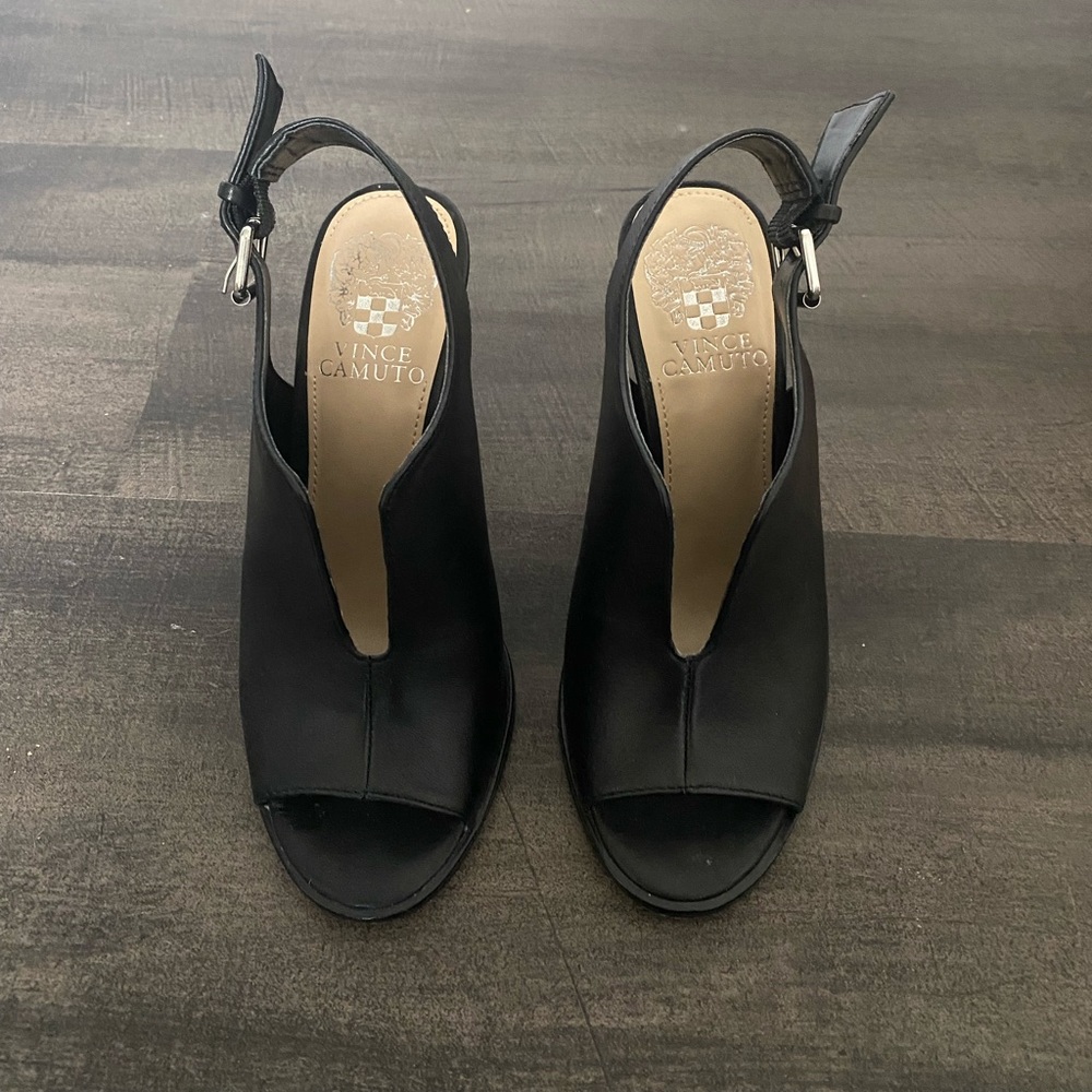 Black Vince Camuto open toe booties size 5.5